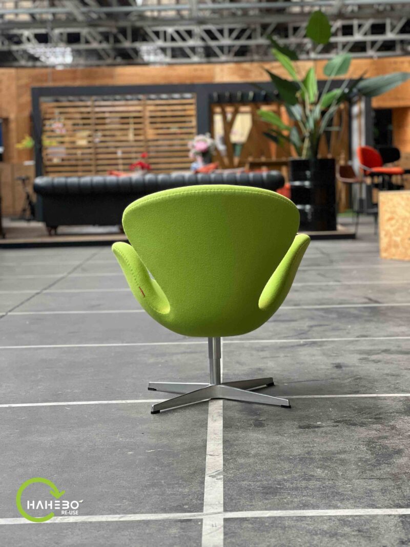 Fritz Hansen Swan Chair