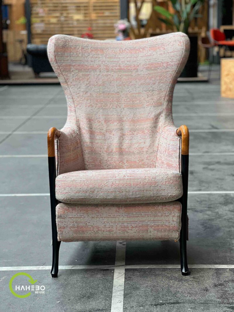 Giorgetti Progetti Wing Chair