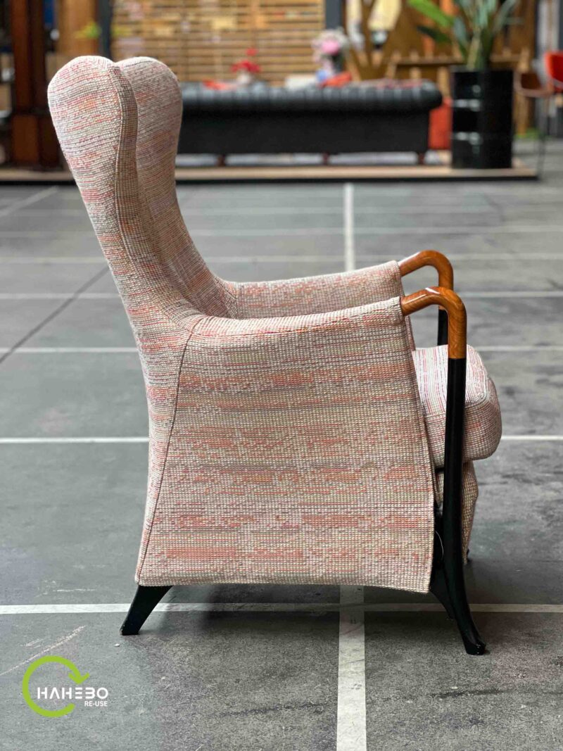 Giorgetti Progetti Wing Chair
