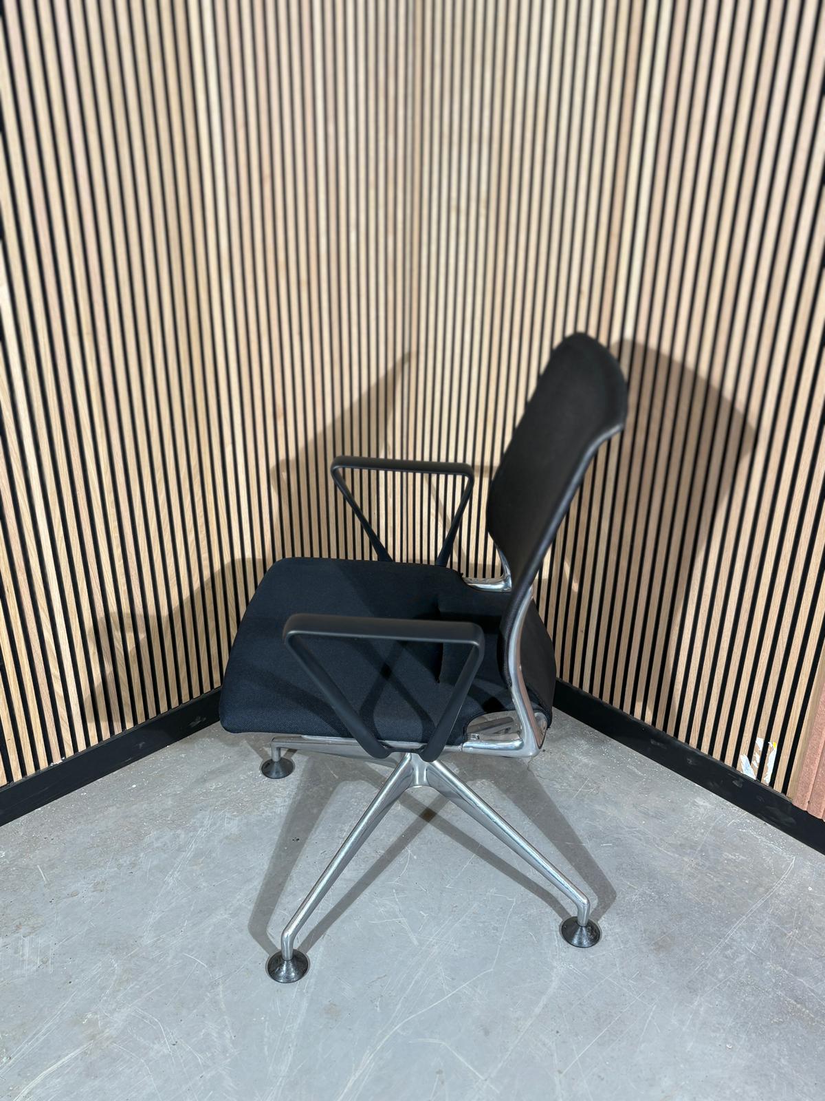 Vitra Meda Conference stoel - Afbeelding 3