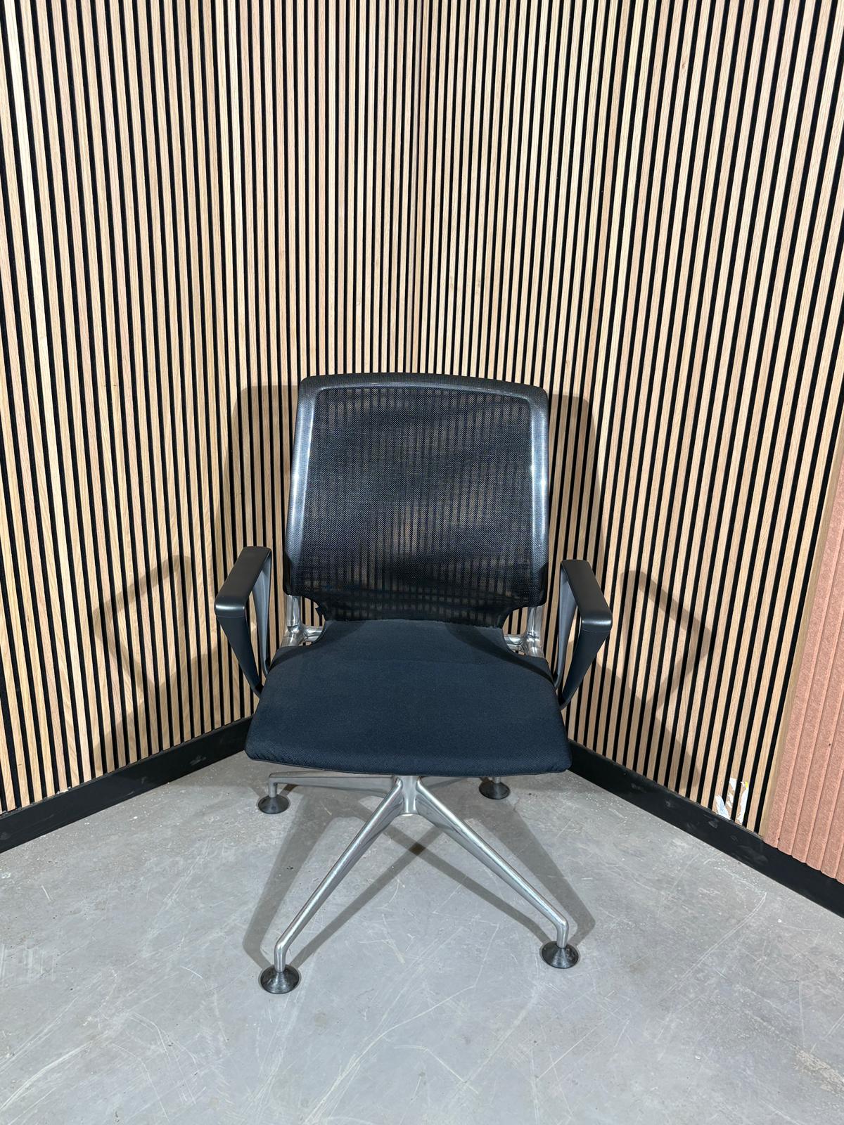 Vitra Meda Conference stoel - Afbeelding 2