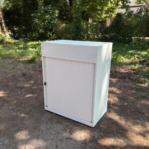 Roldeurkast laag wit (incl plantenbak)